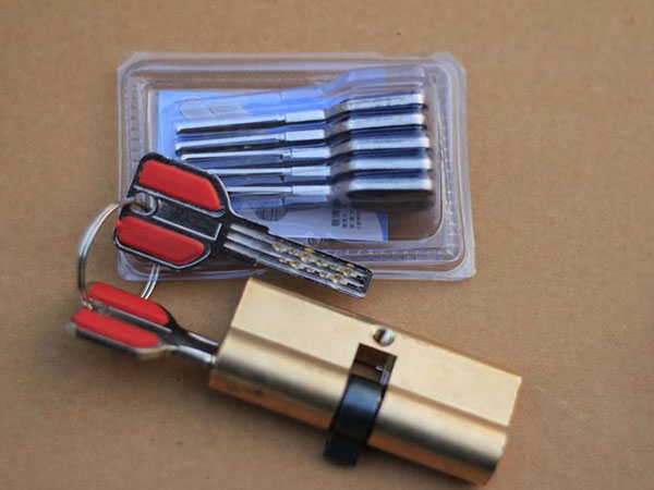 平利24小时上门开锁公司